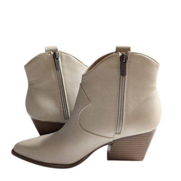 Indigo Rd Torrie Off-White Pointed Toe Block Heel Western Ankle Boots 8.5 NWOB - Picture 8 of 9